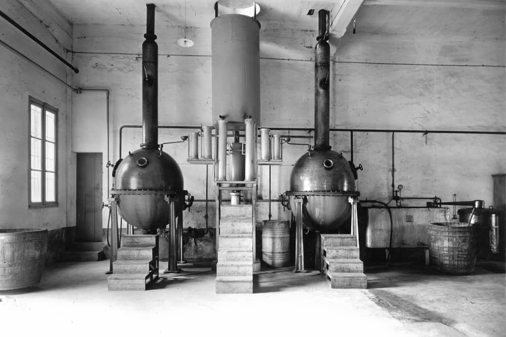 Impianto distillazione Pilotta srl primi anni dopoguerra